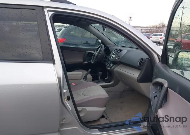 JTMZD33V486068251: 44468932