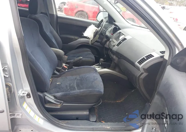 JA4AS2AW4BU030783: 44468951