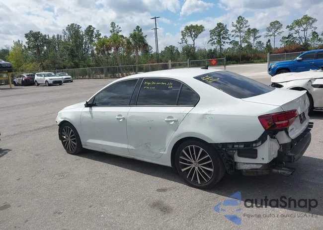 3VWD17AJ7GM292152: 44468965