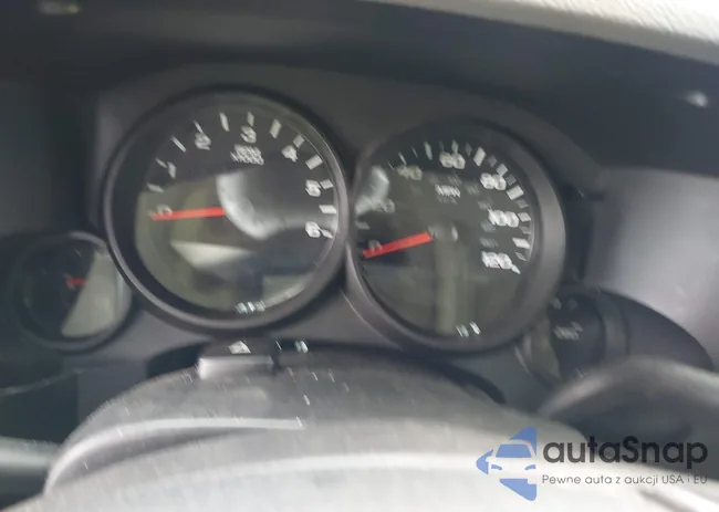 1GTSKTE38AZ127616: 44469241