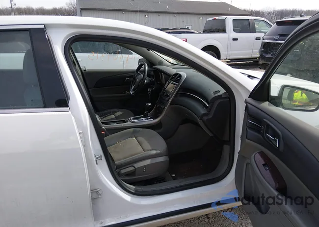 1G11E5SA5DF288327: 44469315