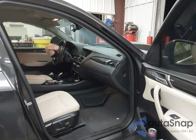 5UXXW5C50F0E88832: 44469326