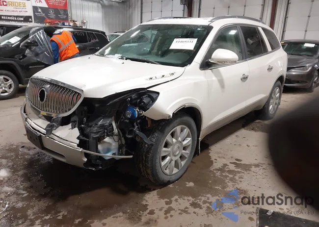 5GAKVBED8BJ351738: 44469331