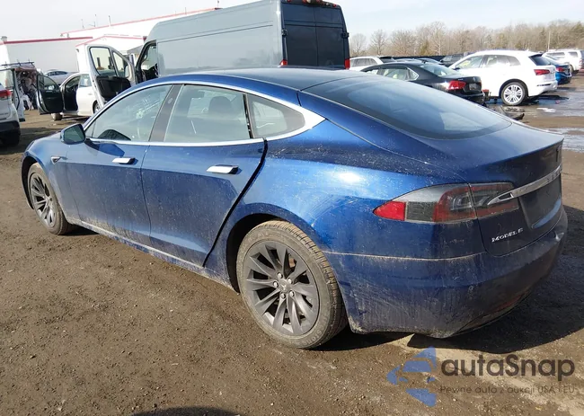 5YJSA1E26JF243806: 44468423