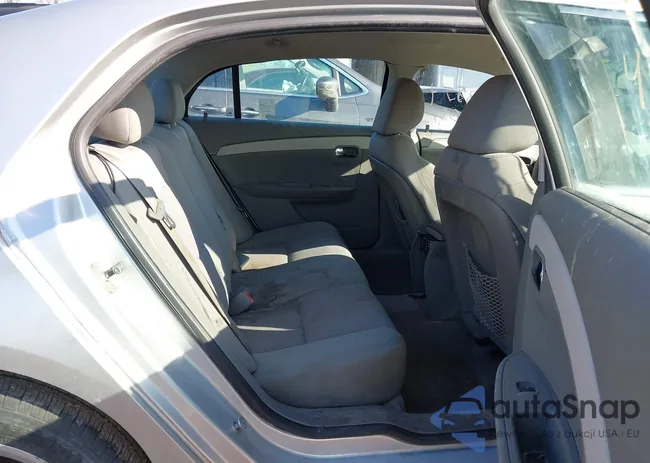 1G1ZB5EB9AF307098: 44468554