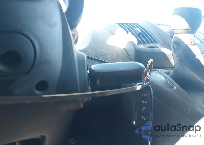 3C6TRVCG2EE114385: 44468600