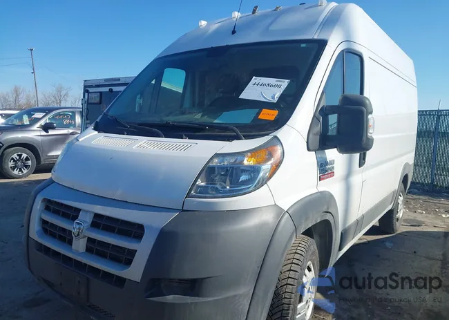 3C6TRVCG2EE114385: 44468600