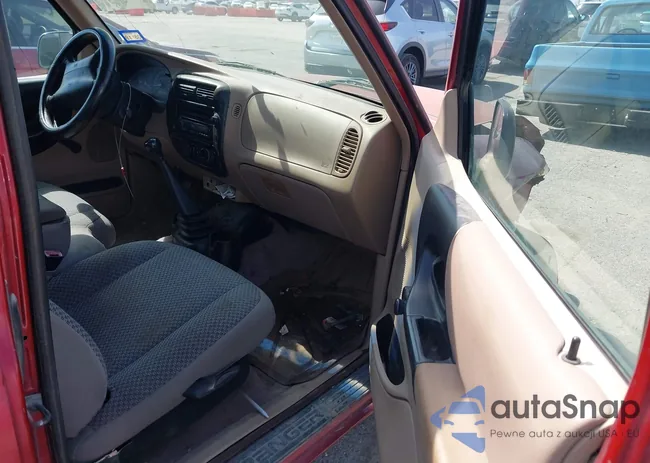 1FTYR14V9YPC19224: 44468617