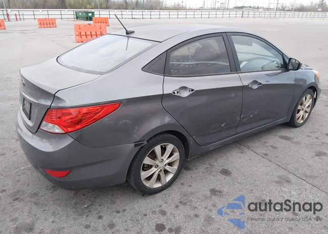 KMHCU4AE1EU766267: 44469740