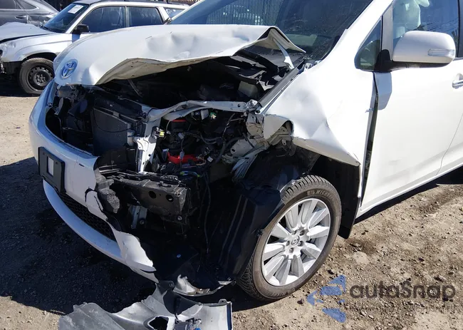 5TDDZ3DC2HS177977: 44469782