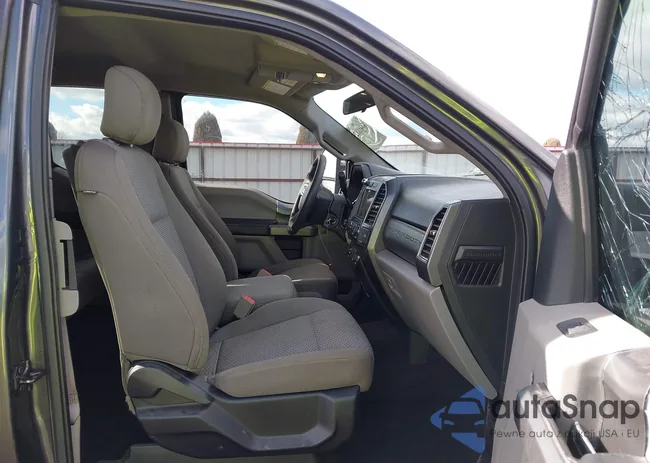 1FT7X2B66JEC80079: 44469821