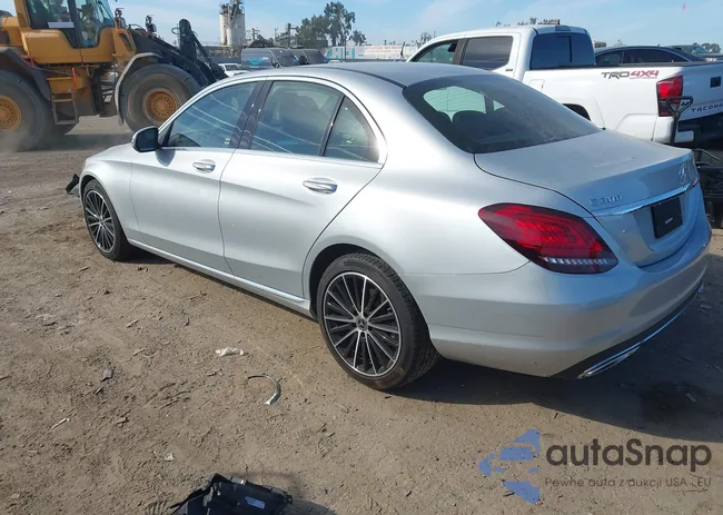 WDDWF8DB0LR549254: 44469925