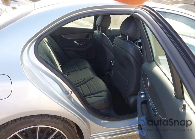 WDDWF8DB0LR549254: 44469925