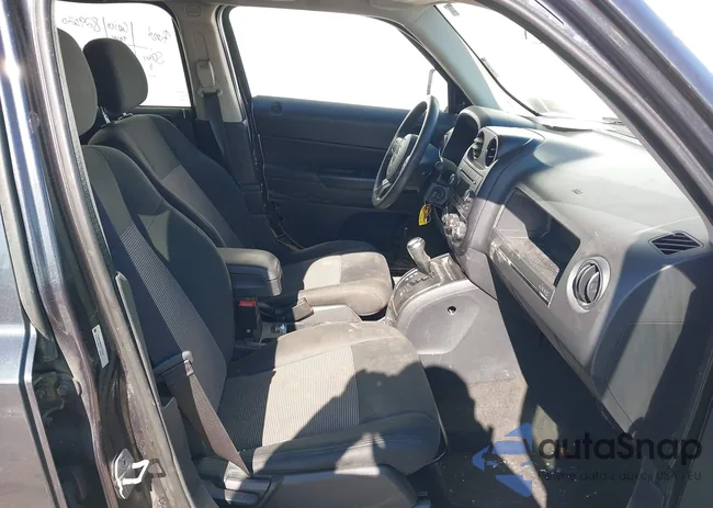 1C4NJRBB4ED778467: 44469967