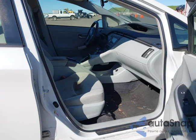 JTDKN3DU1F0404829: 44470074