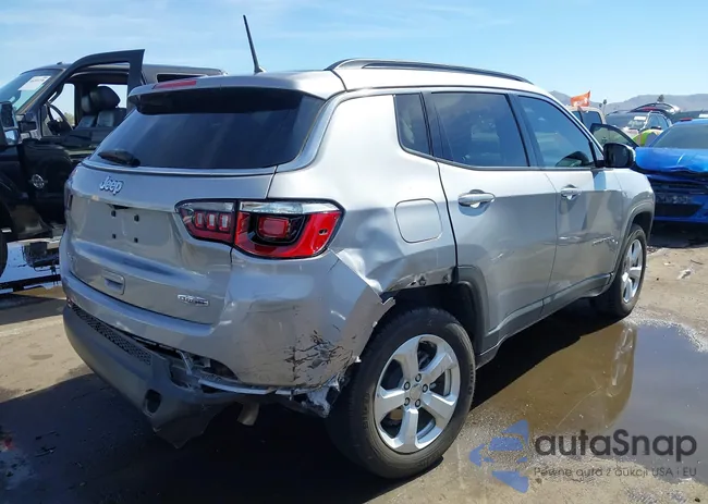 3C4NJDBB1JT485374: 44470184