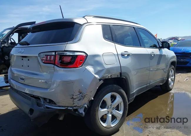 3C4NJDBB1JT485374: 44470184