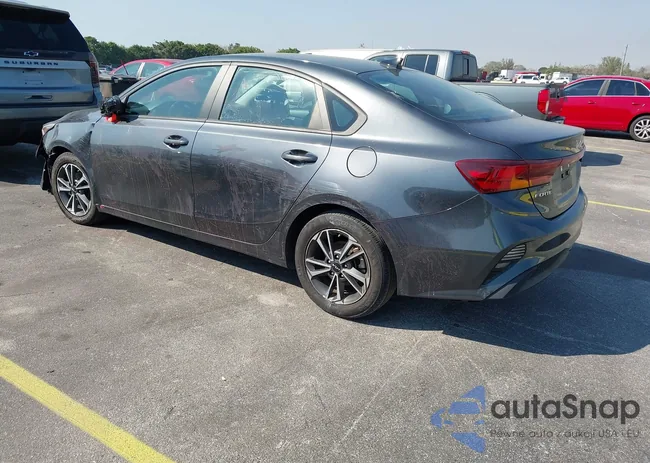 3KPF24AD4RE768792: 44470199