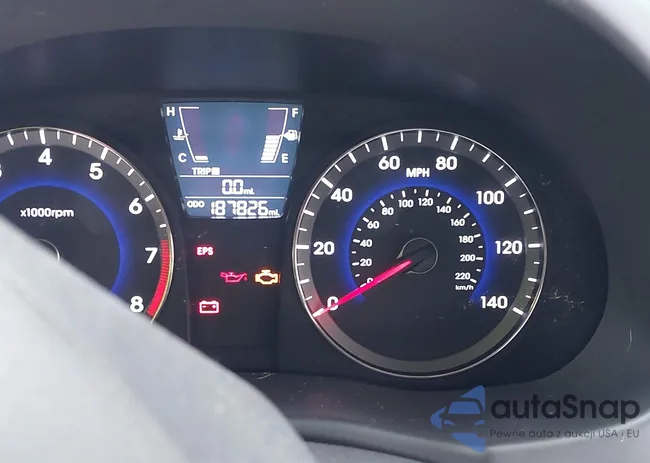 KMHCT4AE1CU254881: 44469382