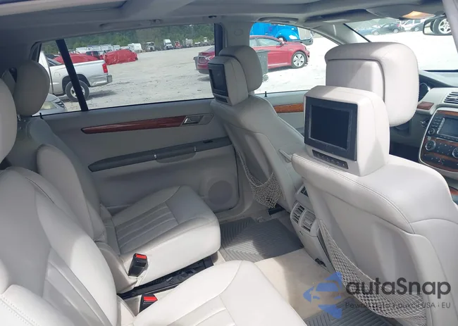 4JGCB65E38A081754: 44469410