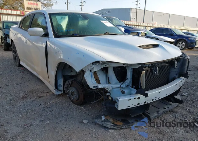 2C3CDXHG8KH608847: 44469430