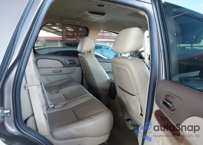 1GNSKBE00CR201119: 44469578