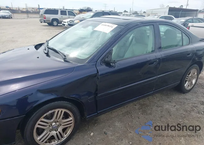 YV1RS592982680333: 44469614