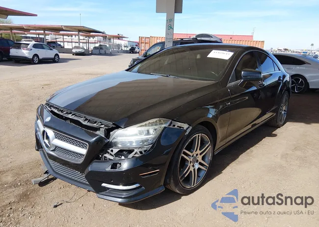 WDDLJ7DB9DA062209: 44469643