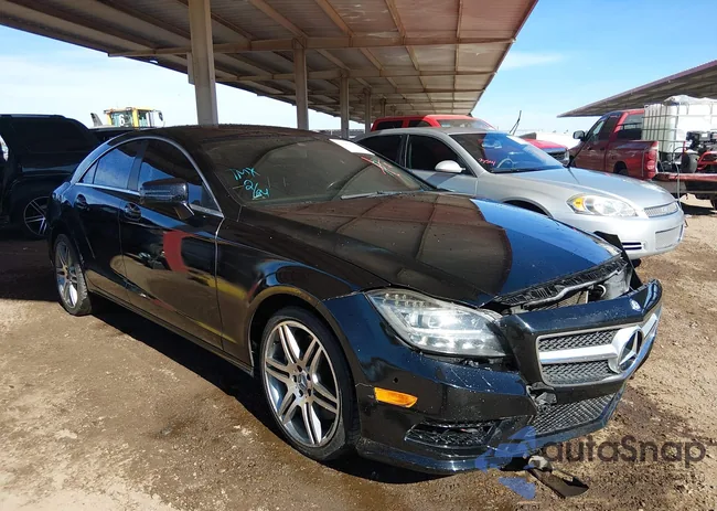 WDDLJ7DB9DA062209: 44469643