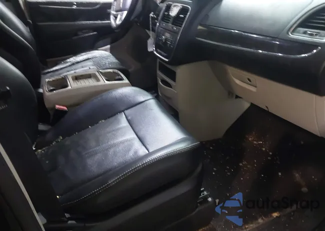 2C4RC1BG1ER364780: 44469645