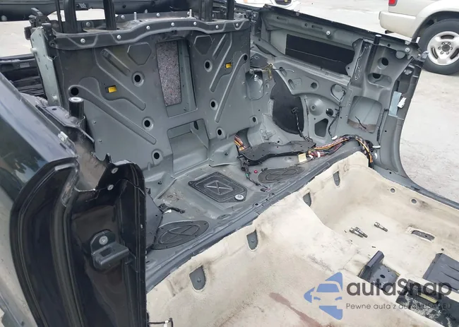 WDBTK72G08T089832: 44470924