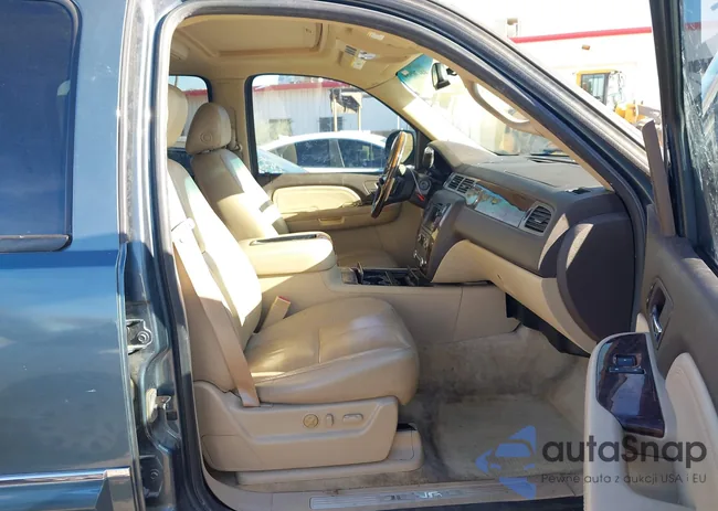 1GKFK66827J369620: 44470984