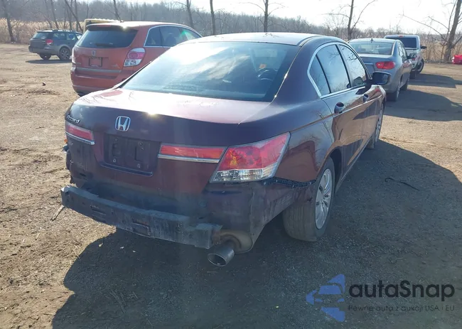 1HGCP2F38CA046620: 44471253