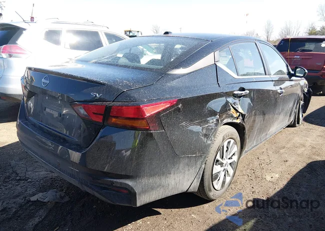 1N4BL4DV2SN335530: 44471309