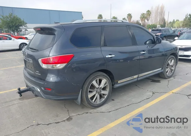 5N1AR2MM8EC699138: 44470457