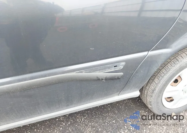 1GNDV23W58D210734: 44470522