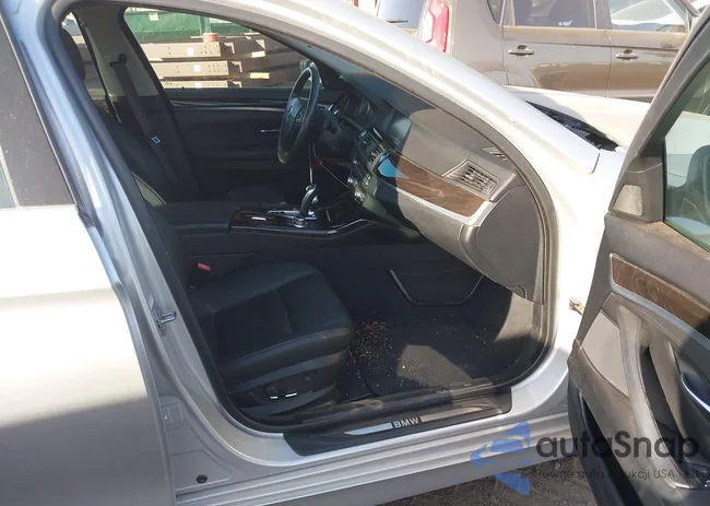 WBAXG5C5XCDW24820: 44470558