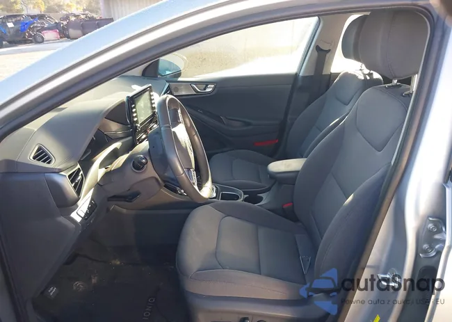 KMHC75LC0LU195893: 44470571