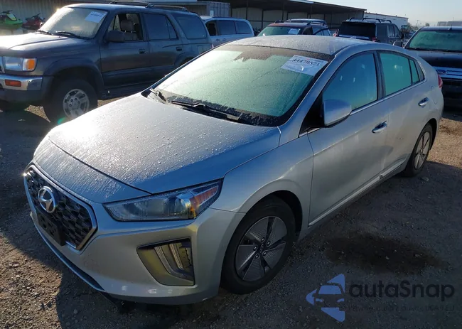 KMHC75LC0LU195893: 44470571