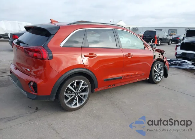 KNDCC3LC8L5393247: 44470575