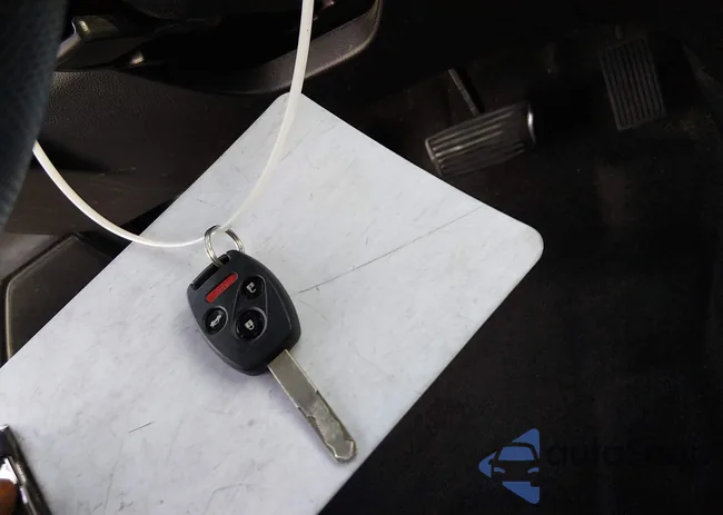 1HGCP2F4XCA011036: 44470645