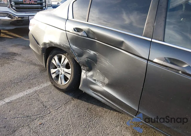 1HGCP2F4XCA011036: 44470645