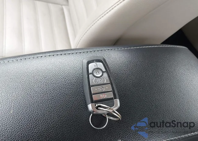 3FA6P0LU3HR123555: 44471791