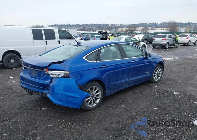 3FA6P0LU3HR123555: 44471791