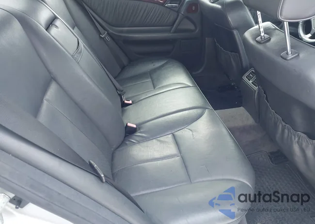 WDBJF70H2XA764551: 44471819