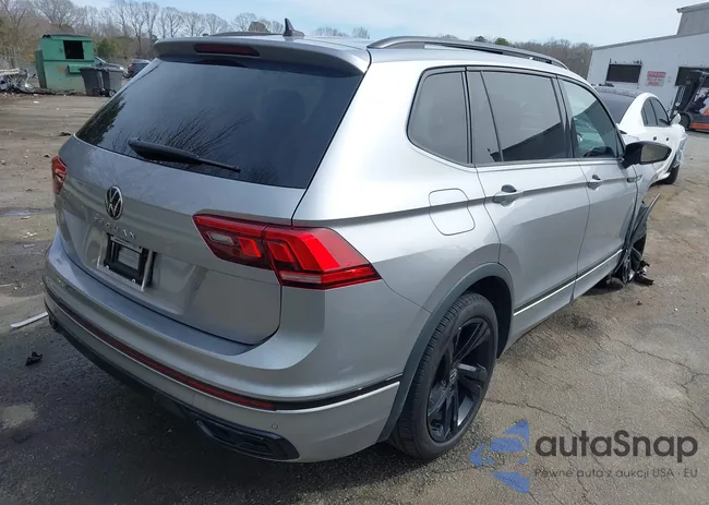 3VVCB7AX7RM229380: 44471850