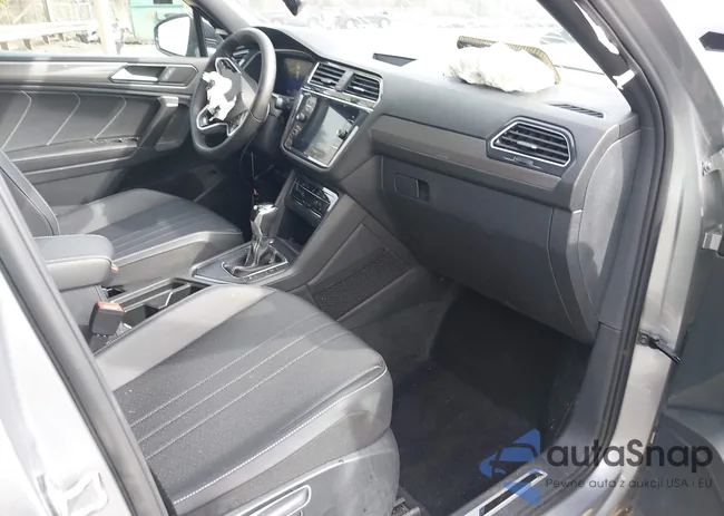 3VVCB7AX7RM229380: 44471850