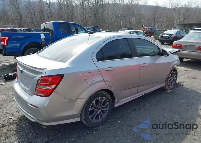 1G1JD5SB8L4116489: 44471851