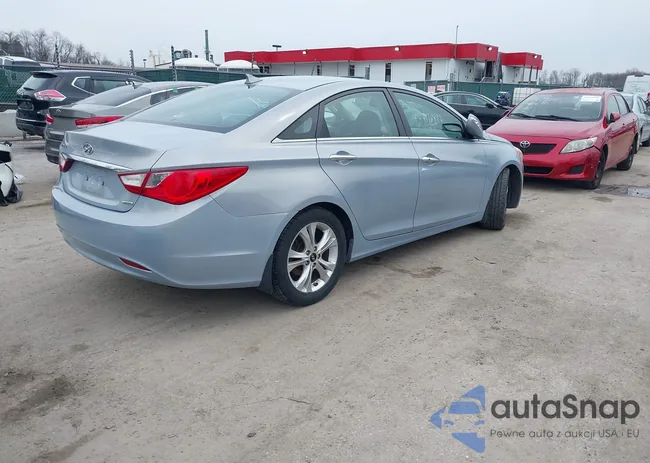 5NPEC4AC5DH585311: 44471886