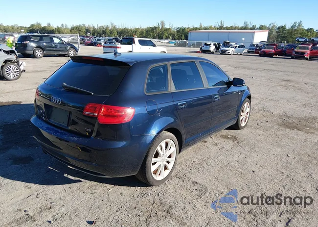 WAUBJAFM1DA004111: 44471897